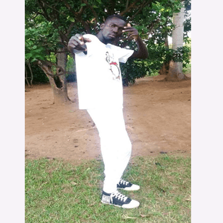 Portrait of TesoNuclear, a contemporary music artist.